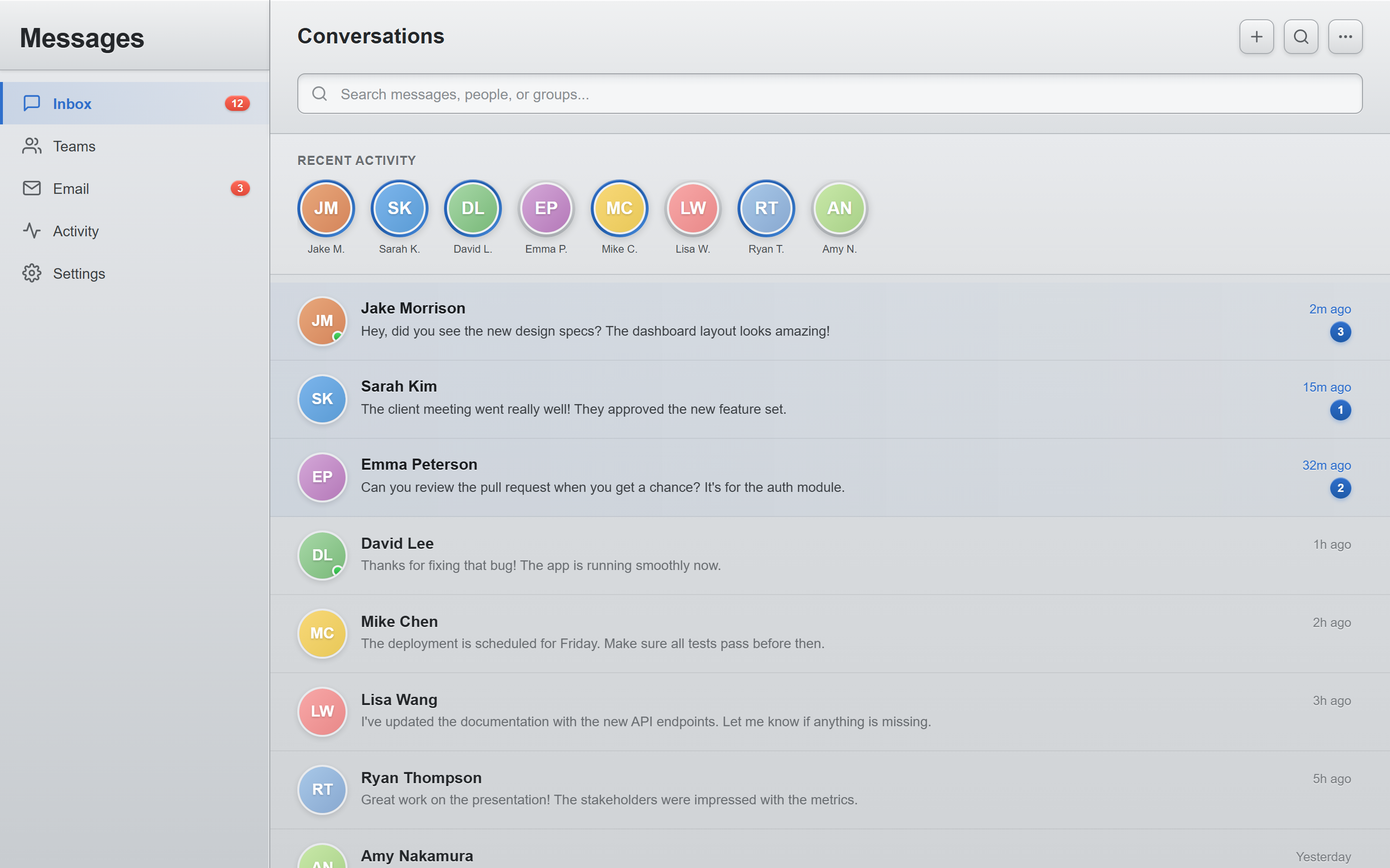 Skeuomorphic Chat Inbox